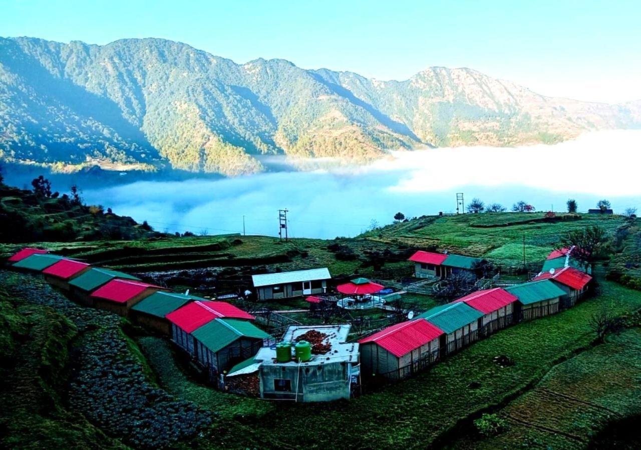 Bamboo Junction Resort - Kanatal, Valley & Mountain View Данаулти Екстериор снимка