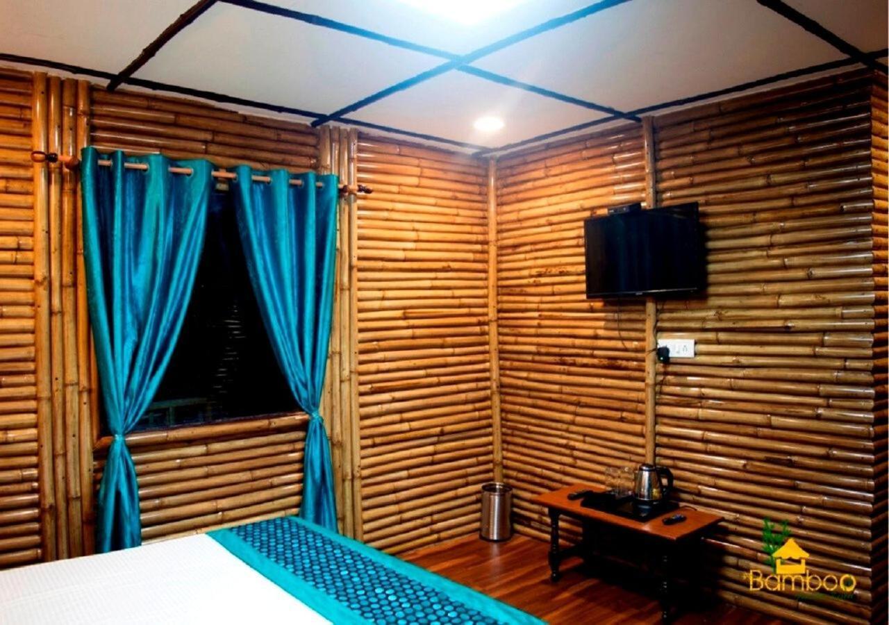 Bamboo Junction Resort - Kanatal, Valley & Mountain View Данаулти Екстериор снимка