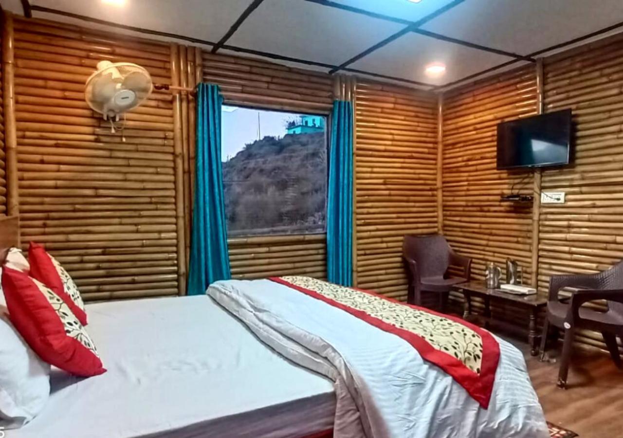 Bamboo Junction Resort - Kanatal, Valley & Mountain View Данаулти Екстериор снимка