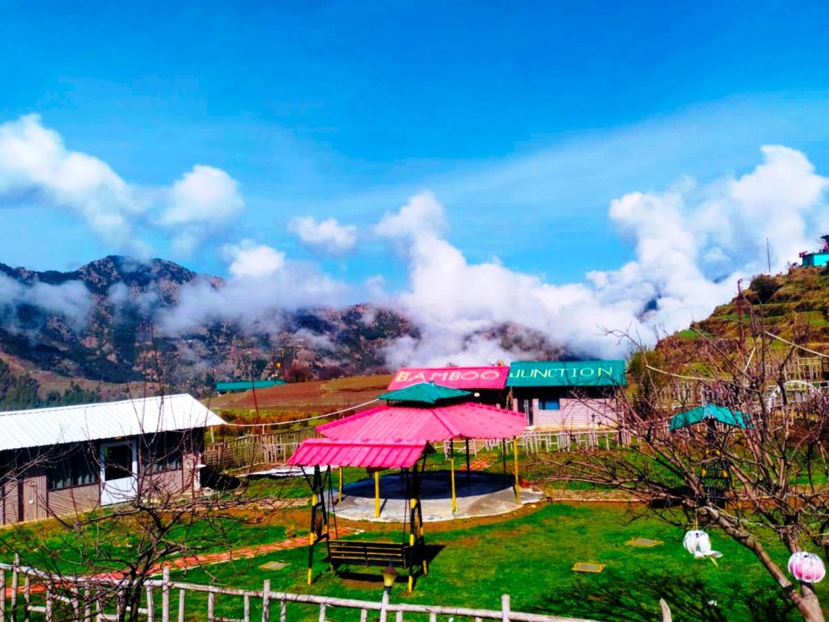 Bamboo Junction Resort - Kanatal, Valley & Mountain View Данаулти Екстериор снимка